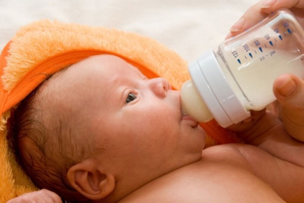 cara mengatasi ruam susu pada bayi